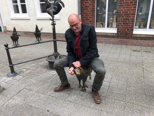 Gross-af26b40a-b95e-49fd-ac8c-43e40be4cbe0