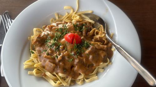 Gross-32A55957-076B-4546-8463-0C50819C950C