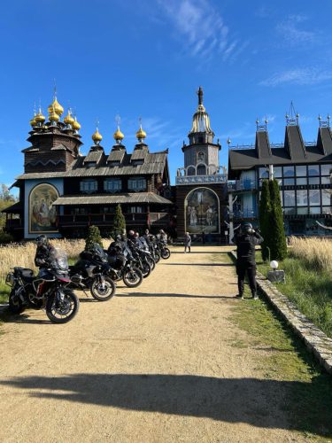 Gross-f47aa727-90ce-4348-9acc-7e4427f060a2