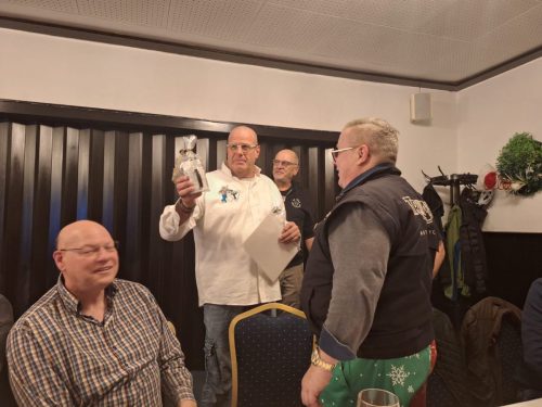 Gross-bbb2cc7a-191b-4781-a130-2ccf7a19580c